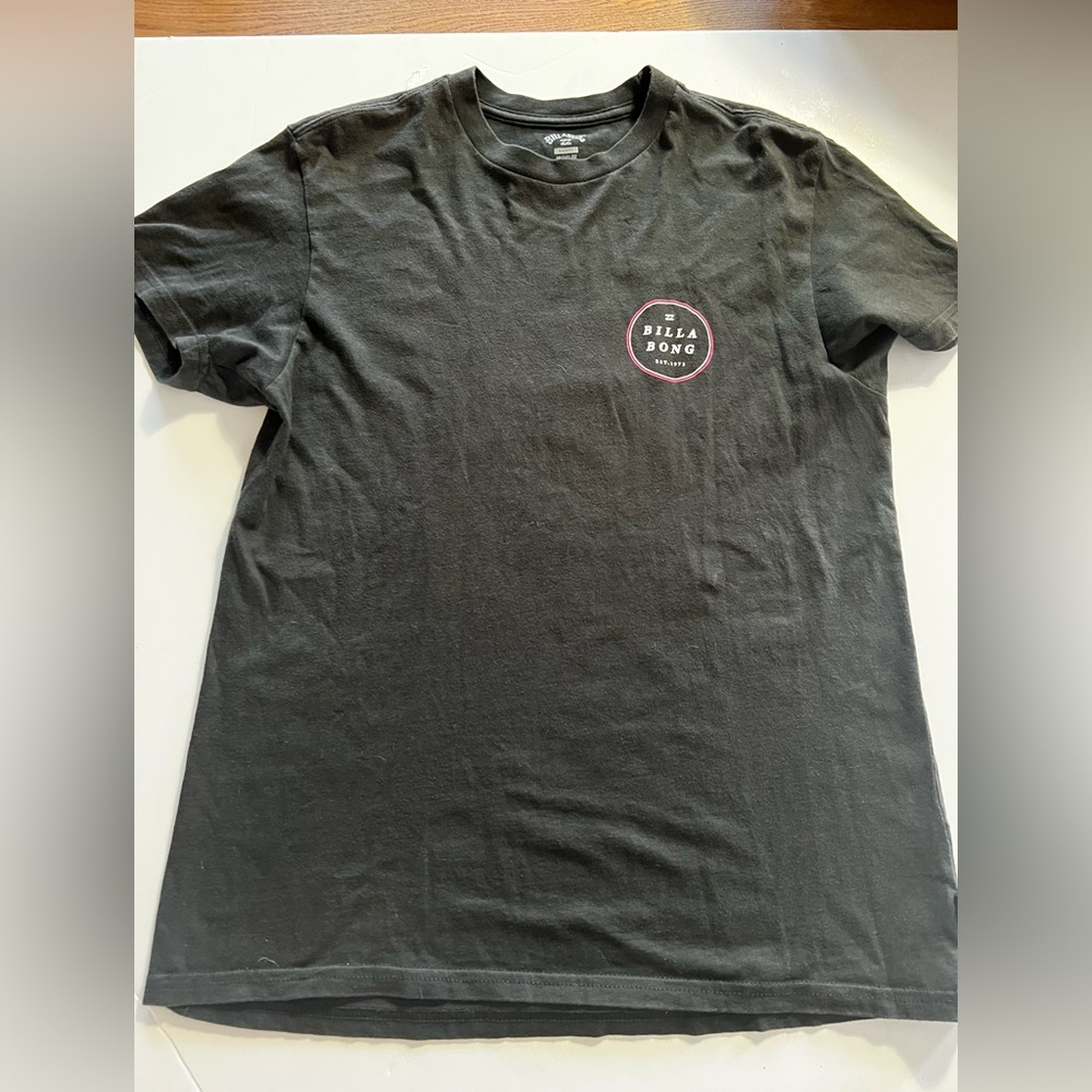Billabong Men’s T-shirt Sz. Small